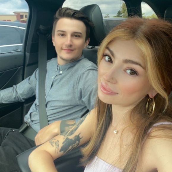 Meet your Posher, Mandee - Picture 12 of 15